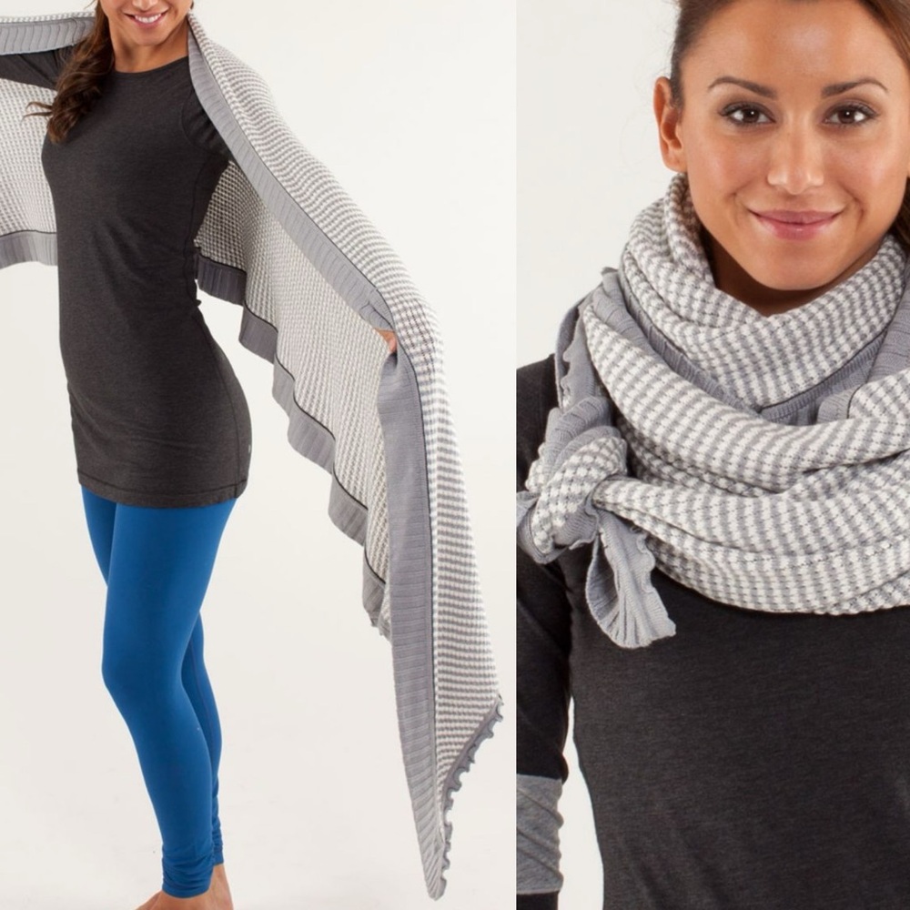 Lululemon Peace Of Mind Scarf‎ Gray Grey Polar Cream & Silver Slate Long Boolux